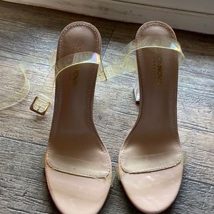 Fashion nova women's nude heels clear strap size 8